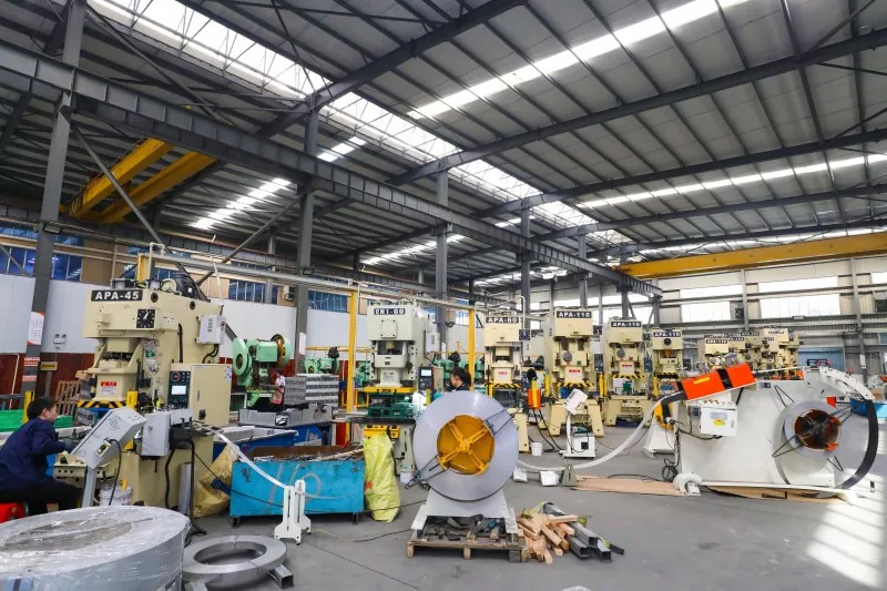 Top Mesh Fence Manufacturers in China: Who Leads the Industry?